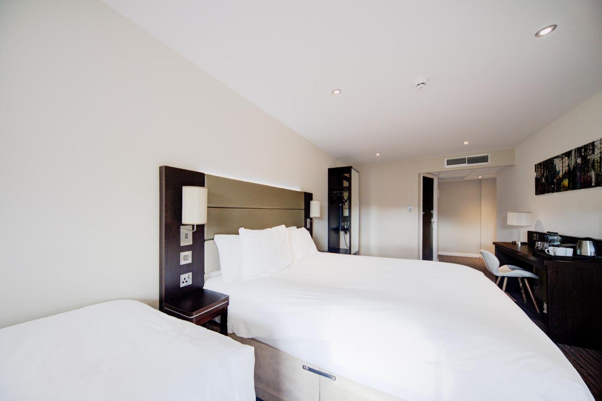 Belvilla Newport City Centre Hotel - Lifestyle Esterno foto