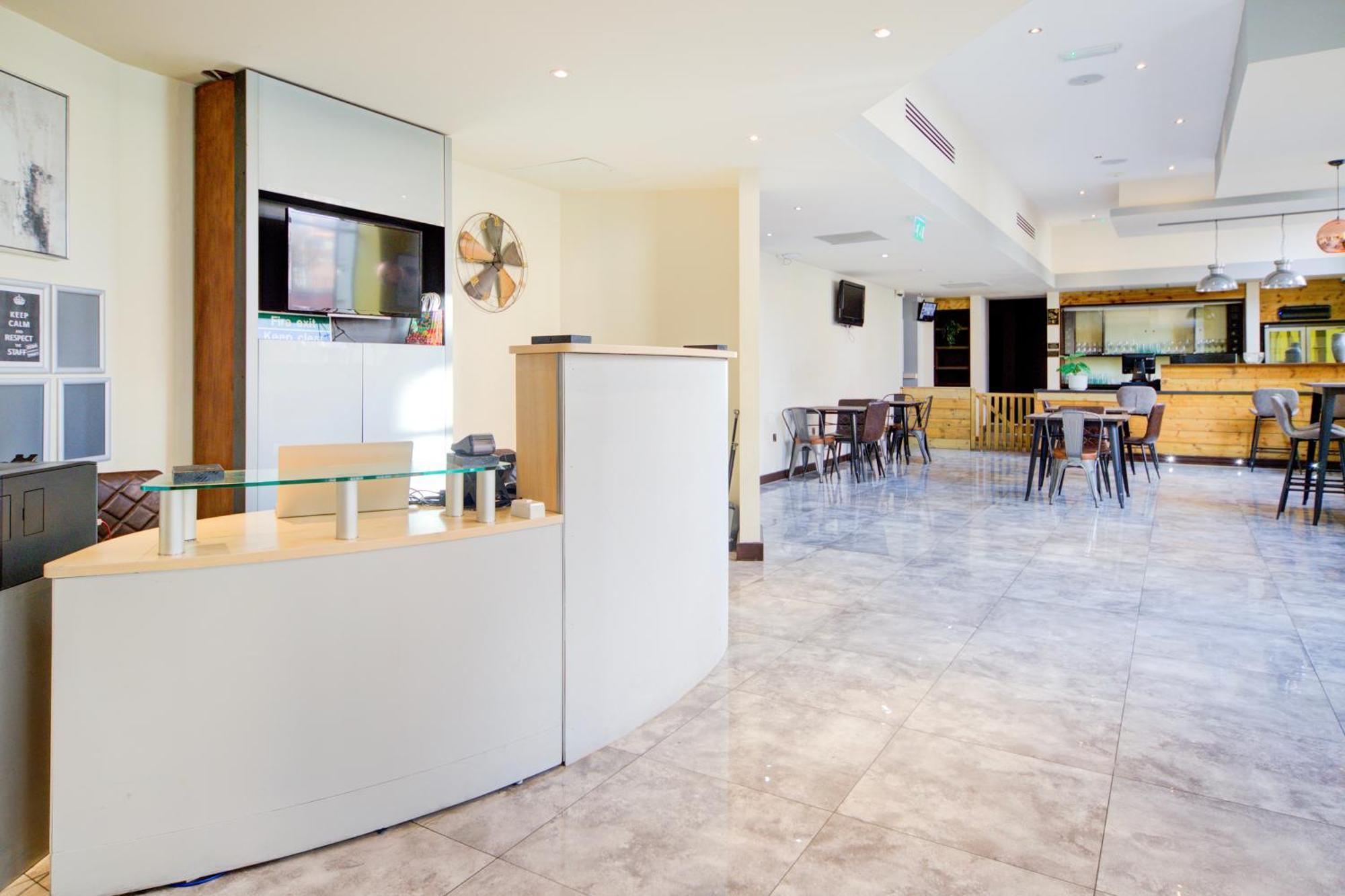 Belvilla Newport City Centre Hotel - Lifestyle Esterno foto
