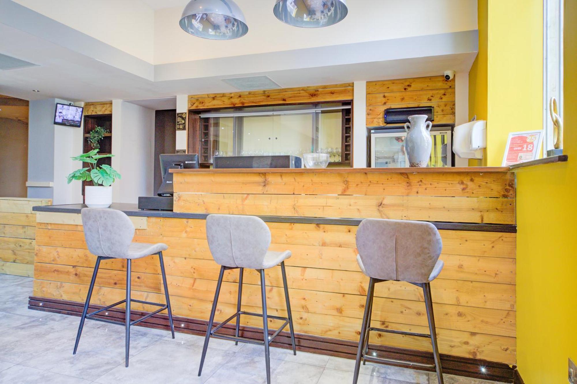 Belvilla Newport City Centre Hotel - Lifestyle Esterno foto