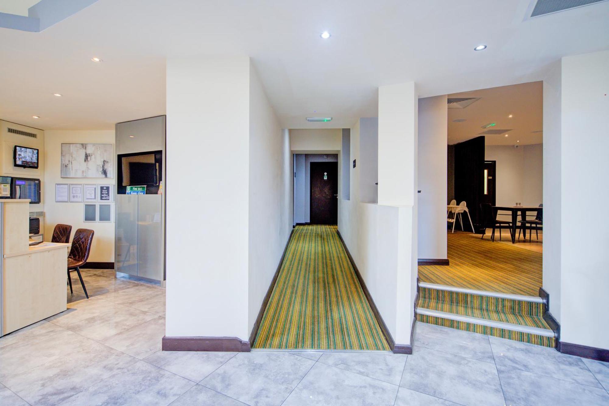 Belvilla Newport City Centre Hotel - Lifestyle Esterno foto